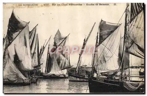 Cartes postales Bateau Peche Normandie Sur les cotes normandes Etudes de bateaux