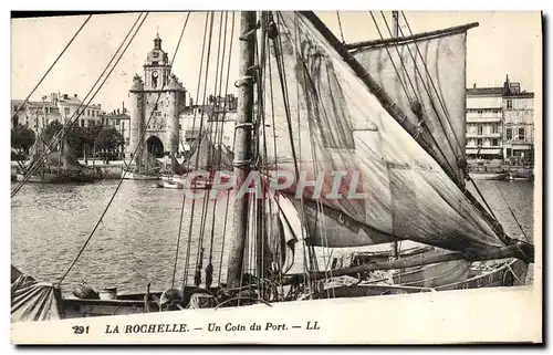 Ansichtskarte AK Bateau Peche La Rochelle Un coin du port