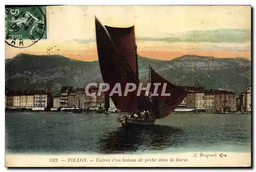 Cartes postales Bateau Peche Toulon Entree d&#39un bateau de peche dans la Darse