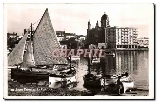 Cartes postales Bateau Peche Saint Raphael Le port