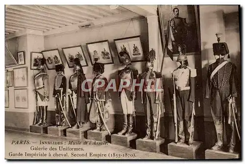 Ansichtskarte AK Militaria Paris Invalides Musee de l&#39armee Galerie des uniformes Garde imperiale a cheval Sec