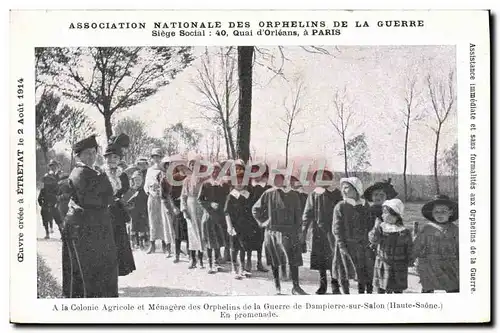 Ansichtskarte AK Enfants Orphelinat Orphelins de guerre A la colonie agricole et menagere des orphelins de guerre