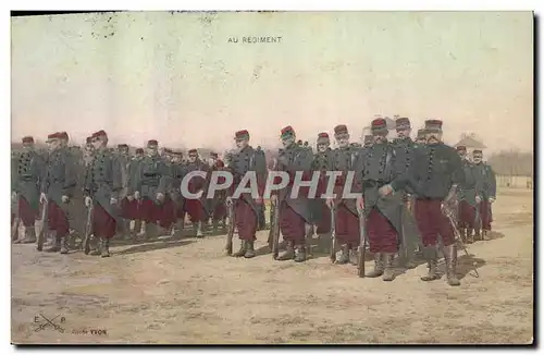 Cartes postales Militaria Au regiment