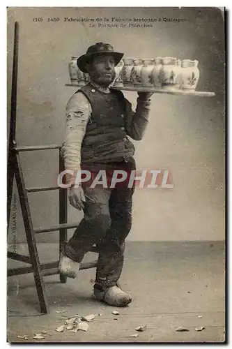 Cartes postales Potier Poterie Fabrication de la faience bretonne a Quimper Le porteur de planches