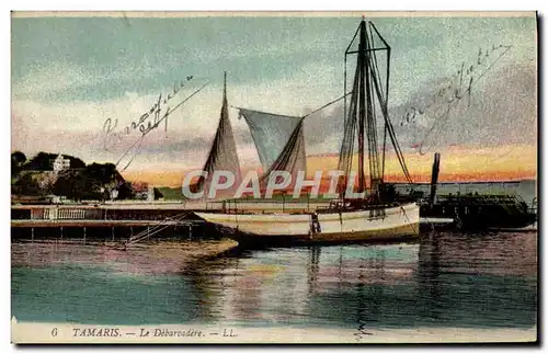 Cartes postales Bateau de peche Tamaris Le debarcadere