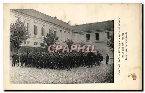 Cartes postales Enfants Colonie scolaire du 12eme Villeblevin Yonne DEpart pour la promenade Paris