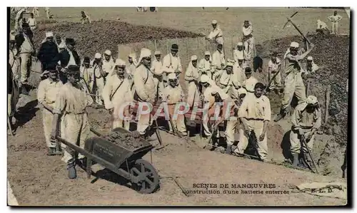 Cartes postales Militaria Manoeuvres Construction d&#39une batterie enterree