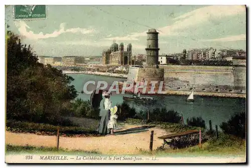 Cartes postales Marseille La Cathedrale et le Fort St Jean