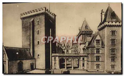 Cartes postales Pau Le Chateau d'Henri IV Donjon Facade et entree