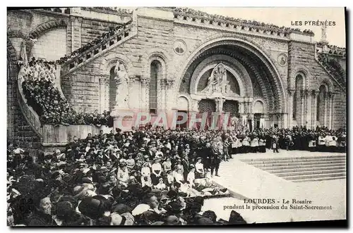 Ansichtskarte AK Lourdes Le Rosaire pendant la procession du Saint Sacrement