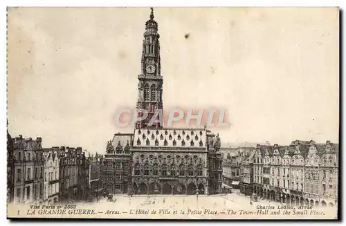 Cartes postales Arras L'hotel de ville et la petite place