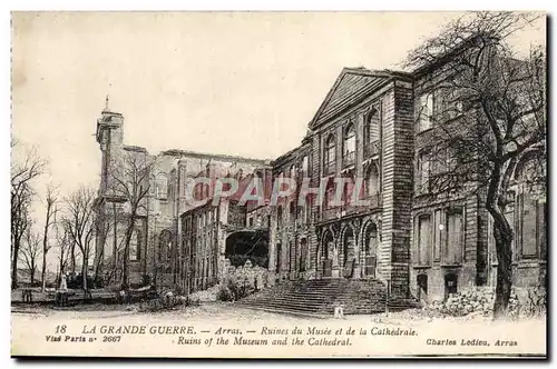 Ansichtskarte AK Arras Ruines du musee de la cathedrale Militaria