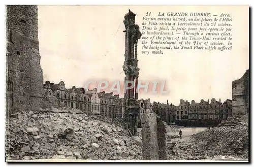 Cartes postales Arras Hotel de ville Militaria