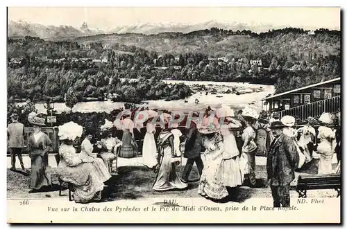 Ansichtskarte AK Pau Vue Sur la Chaine des Pyrenees et le Pic du Midi d&#39Ossau prise de la place Royale