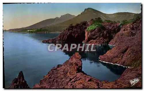 Cartes postales moderne La Cote D&#39Azur La Route De la Corniche D&#39Or Les rochers du Trayas le pic Aurele et le Cap