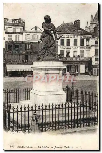 Ansichtskarte AK Beauvais La Statue de Jeanne Hachette Charlemagne Au Vieux Chene