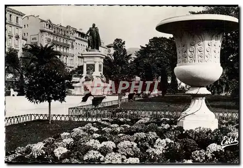 Cartes postales moderne Nice Square Massena