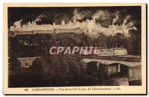 Ansichtskarte AK Corcassonne Vue De La Cite Le Jour De I&#39Embrasement