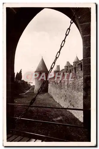 Cartes postales Cite De Carcassonne La Cite Les Fosses Vue Du Pont Levis