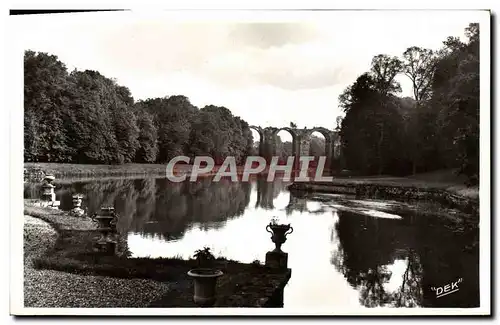 Cartes postales Maintenon Le Chateau Vue Sur La Piece d&#39eau