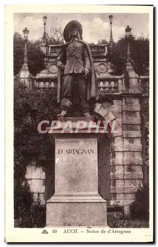Cartes postales Auch Statue de d&#39Artagnan