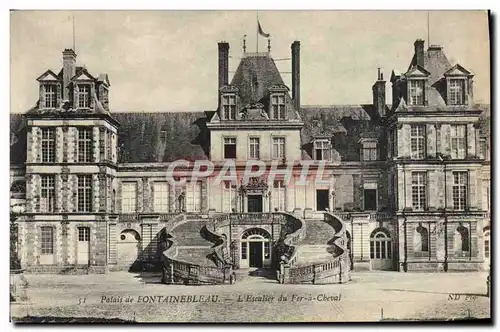 Ansichtskarte AK Palais de Fontainebleau L&#39Escalier du Fer a Cheval