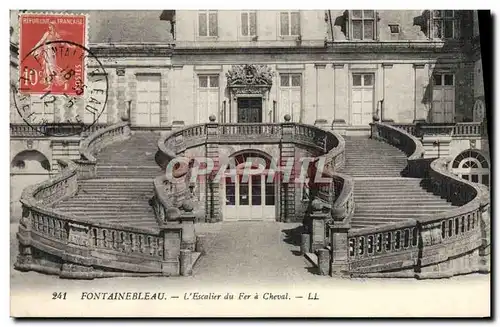 Cartes postales Fontainebleau L&#39Escalier du Fer Cheval