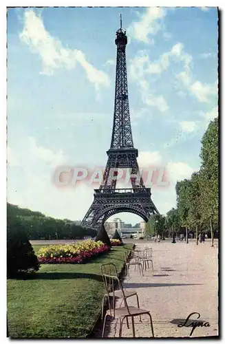 Cartes postales moderne Paris La Tour Eiffel vue des jardins du Champ de Mars Palais de Chaillot