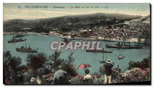 Ansichtskarte AK Villefranche Panorama La Rade Un Jour de fete Bateaux