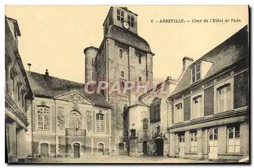 Cartes postales Abbeville Cour De I&#39Hotel De Ville