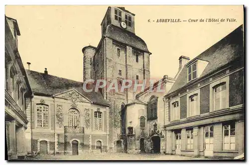 Cartes postales Abbeville Cour De I'Hotel De Ville
