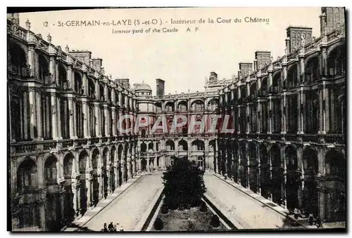 Cartes postales St Germain En Laye Interieur De La Cour De Chateau