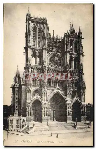 Cartes postales Amiens La Cathedrale