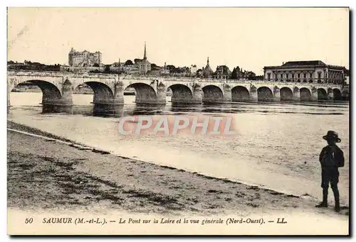 Ansichtskarte AK Saumur Le Pont sur la Loire et la Vue Generale