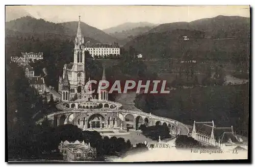 Cartes postales Lourdes La Basilique Vue plongeante