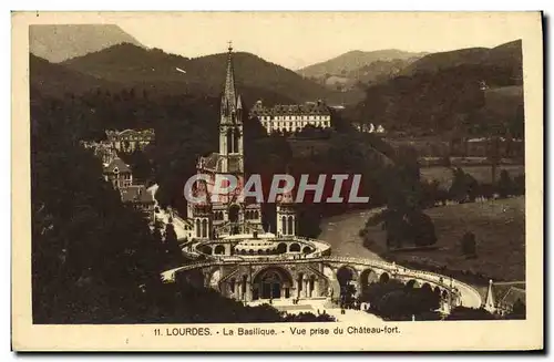 Cartes postales Lourdes La Basilique Vue prise du chateau fort