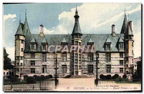 Cartes postales Nevers Le Palais Ducal