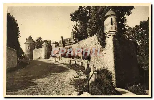 Cartes postales Avallon La Petite Porte Et La Tour Gaujard