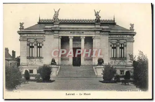 Cartes postales Laval Le Musee