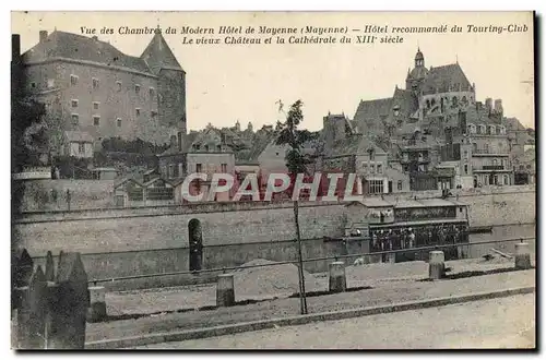 Cartes postales Vue Des Chambres Du Modern Hotel De Mayenne Le vieux chateau et la cathedrale