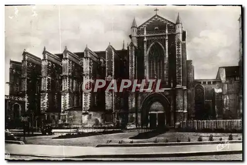 Cartes postales moderne Toulouse Cathedrale et Jardin St Etienne