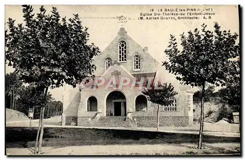 Cartes postales La Baule Les Pins Eglise Ste Therese de L'Enfant Jesus