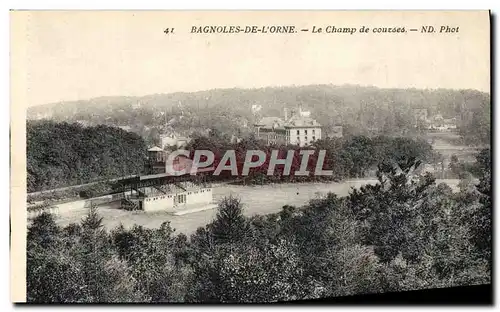 Ansichtskarte AK Bagnoles De L&#39Orne Le Champ de Courses Hippisme