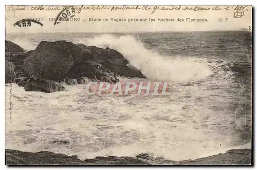 Cartes postales Cherbourg Etude De Vagues Prise Sur Les Rochers Des Flamands