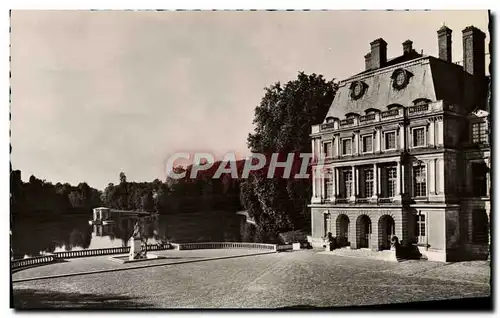 Cartes postales Palais De Fontainebleau L&#39Etang Des Carpes Et Le Musee Chinois