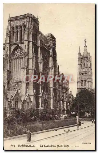 Cartes postales Bordeaux La Cathedrale