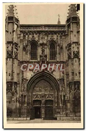 Cartes postales Avignon Facade de L'Eglise Saint Pierre