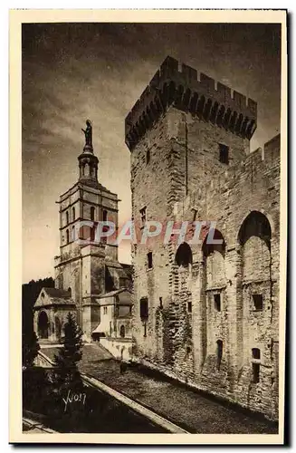 Cartes postales Avignon Palais des Papes La cathedrale et la Tour Campagne
