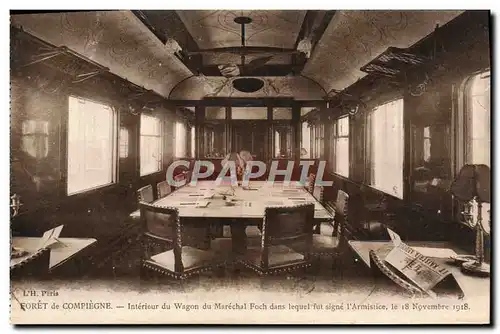 Ansichtskarte AK Foret de Compiegne Interieur du Wagon du Marechal Foch