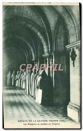 Ansichtskarte AK Abbaye De La Grande Trappe Les religieux se rendant au chapitre